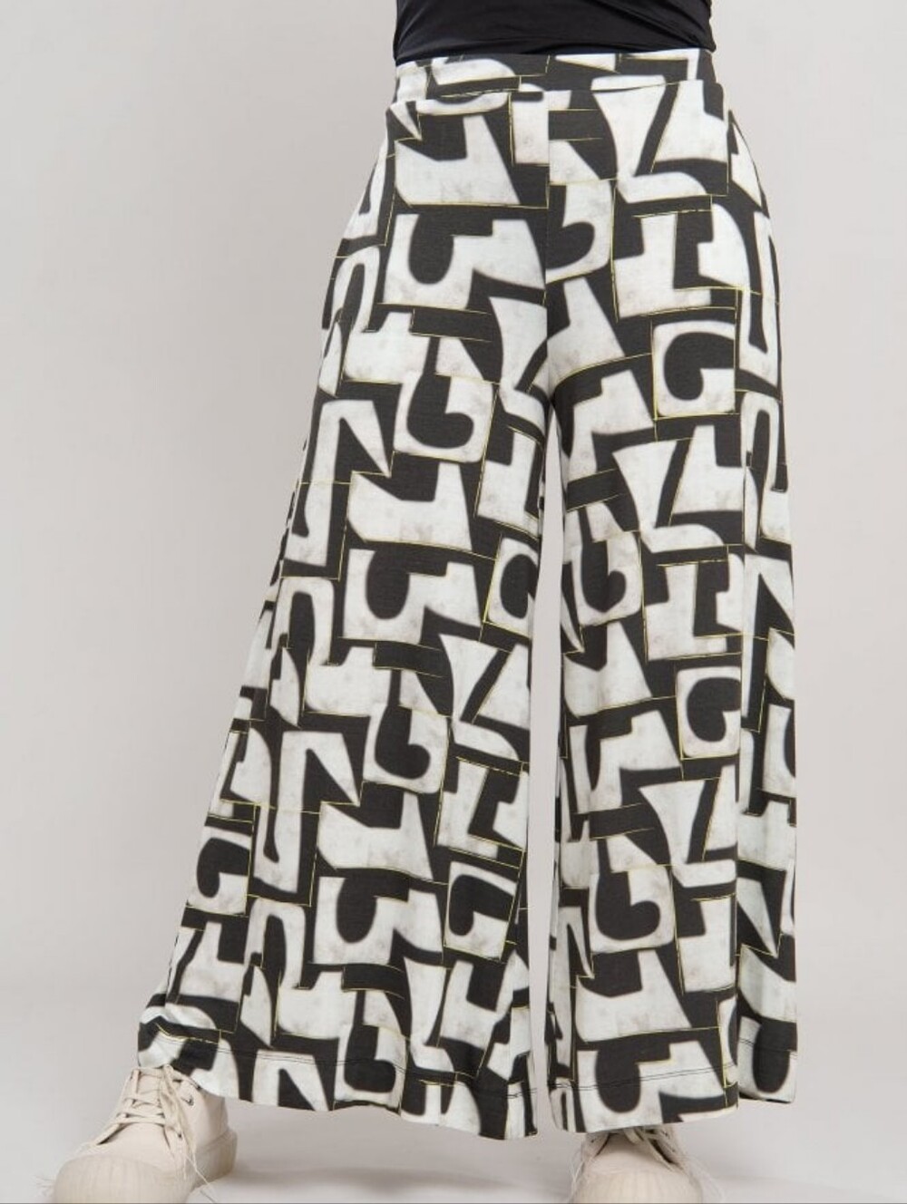 Ozai N Ku Puzzle Letterpress Palazzo Pants Wide Leg Abstract Print Small
